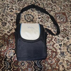 Wii Black and White Shoulder Bag